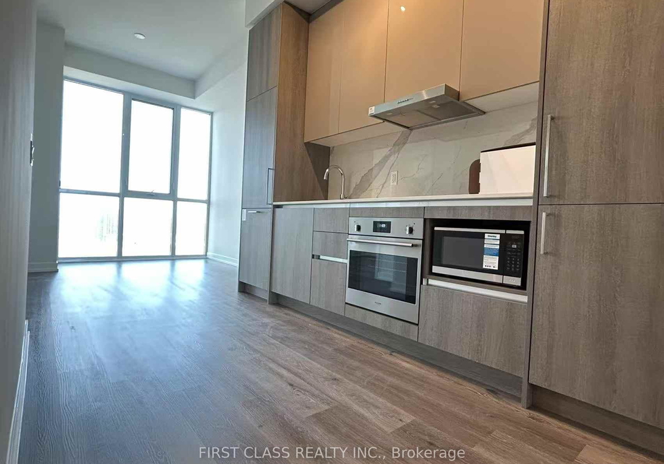 225-commerce-st-street-vaughan-ontario-n13665268