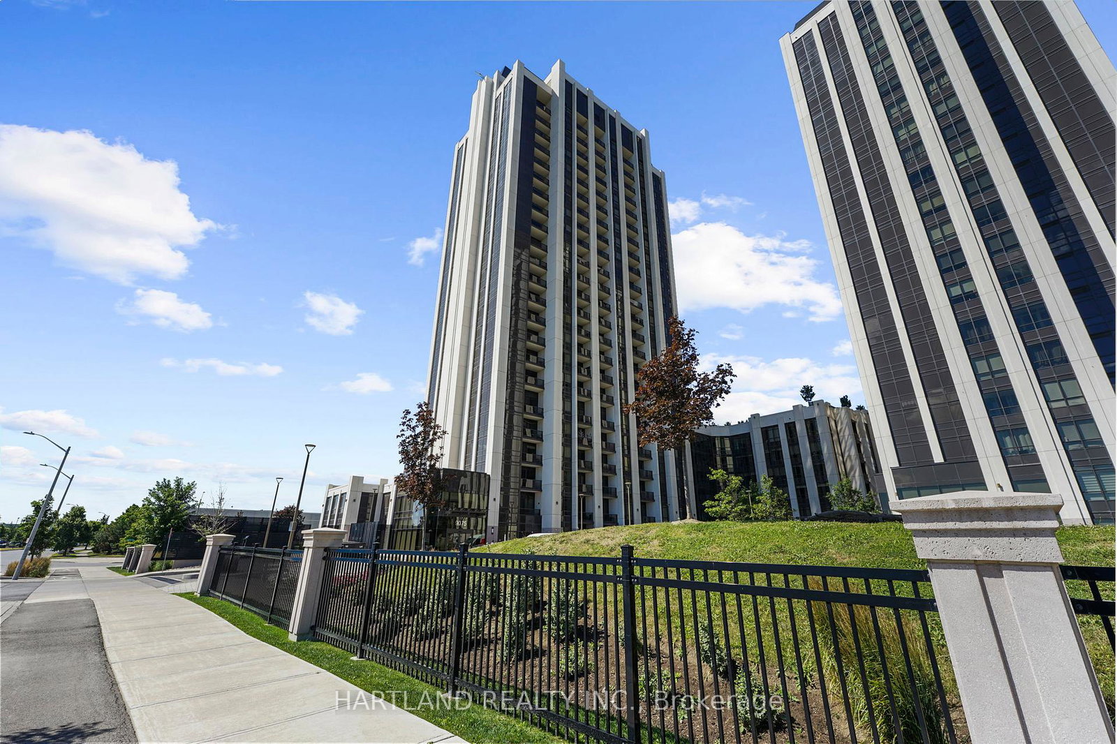 9075-jane-street-vaughan-ontario-n13665644