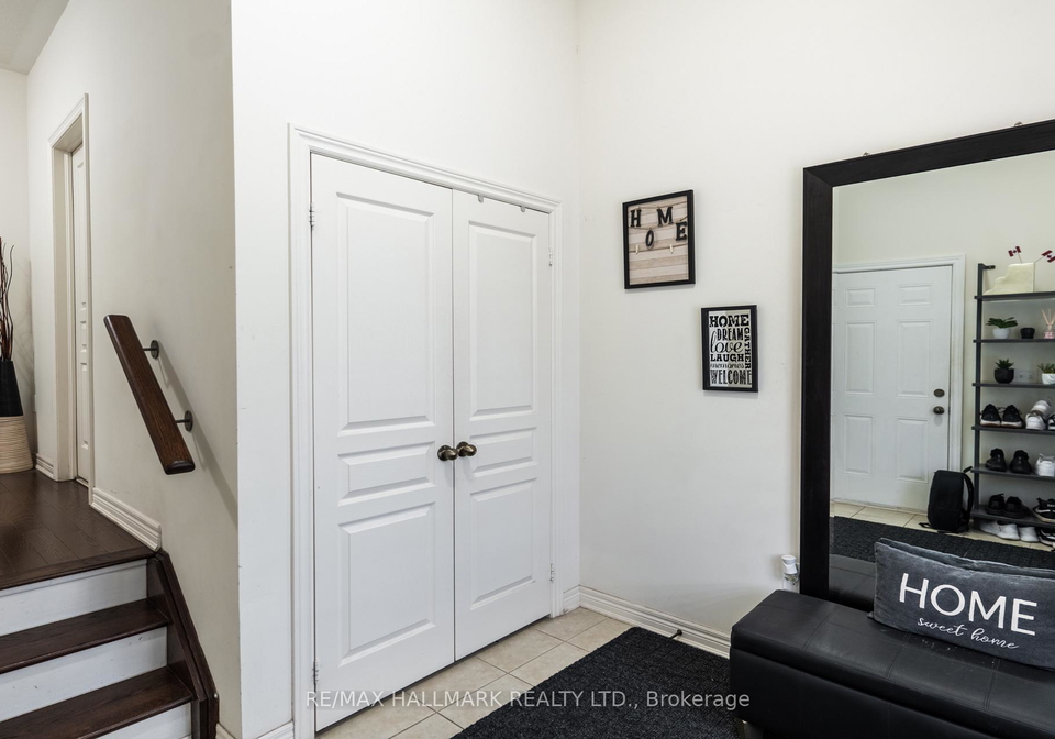 278-sharon-creek-drive-east-gwillimbury-ontario-n13665658