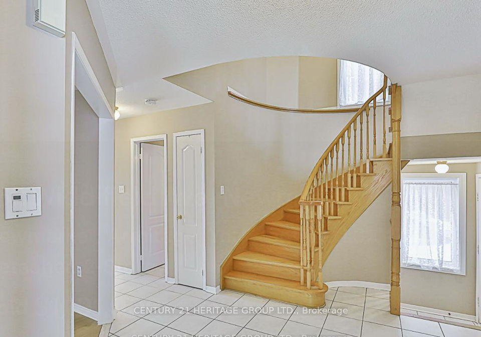 162-widdifield-avenue-newmarket-ontario-n13665710