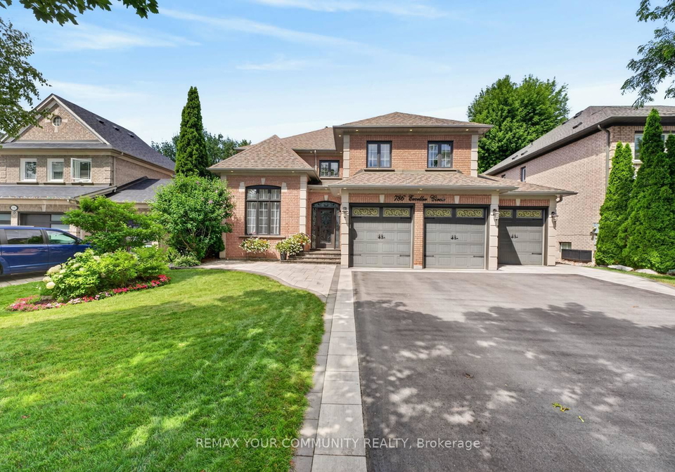 786-exceller-circle-newmarket-ontario-n13666144