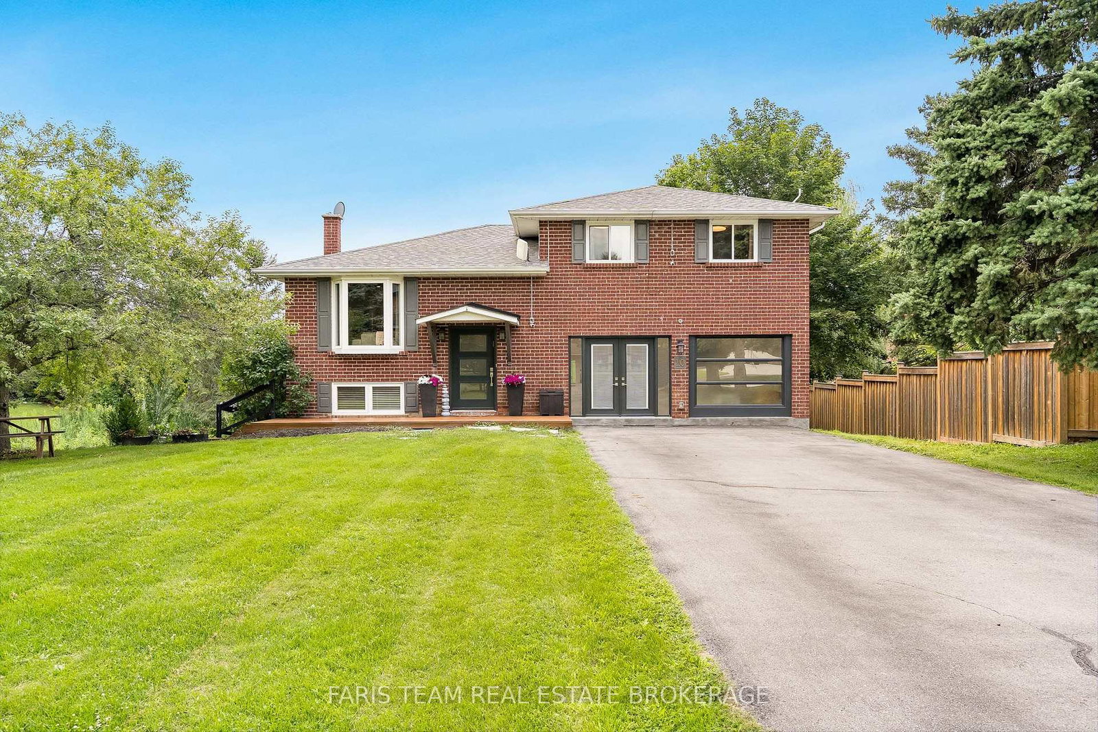 10-catherine-street-adjala-tosorontio-ontario-n13666146