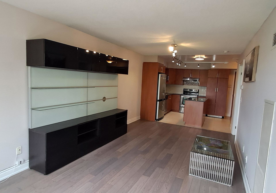 39-galleria-parkway-markham-ontario-n13666476