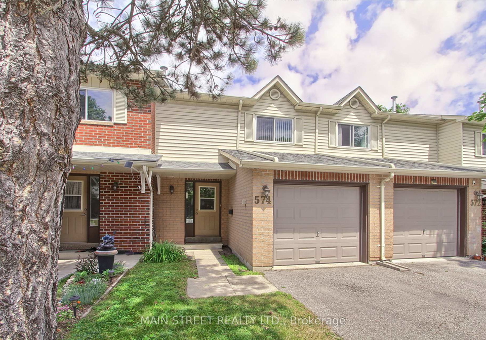 574-jack-giles-circle-newmarket-ontario-n13666582