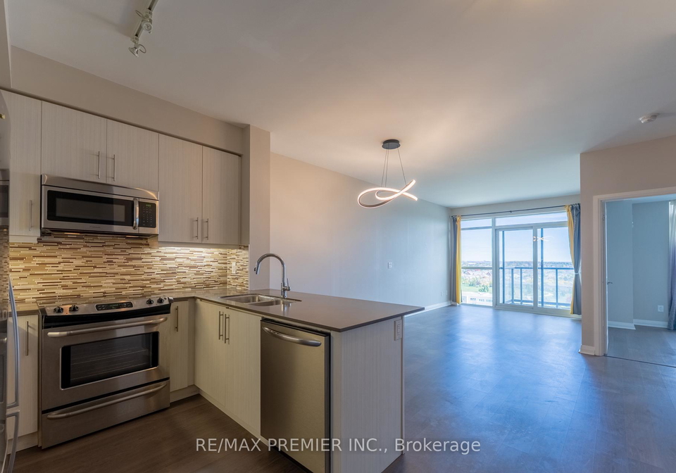 55-oneida-crescent-richmond-hill-ontario-n13666622