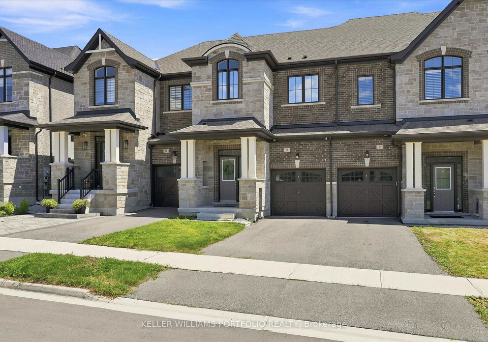 9-viola-street-east-gwillimbury-ontario-n13666686