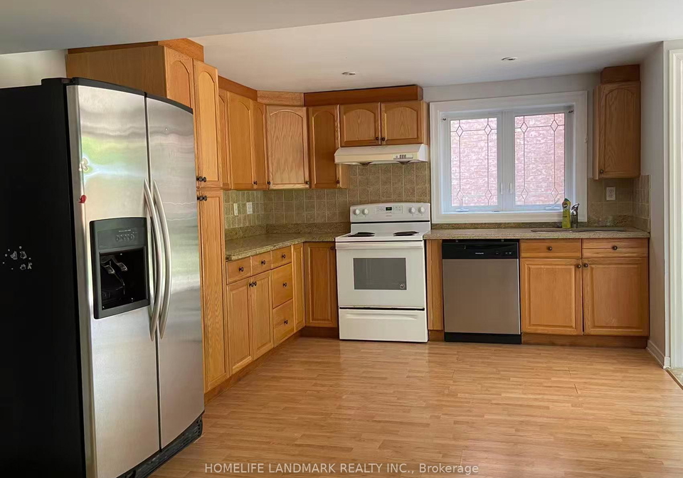 28-delphinium-avenue-richmond-hill-ontario-n13666772
