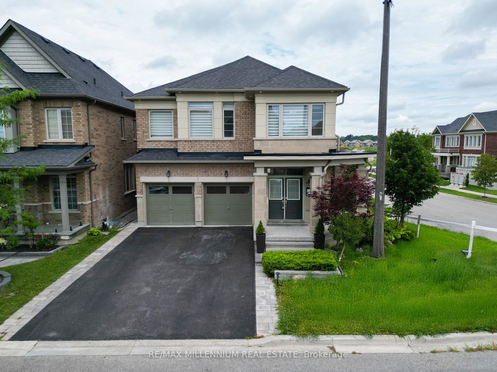 40-frederick-pearson-street-east-gwillimbury-ontario-n13666828