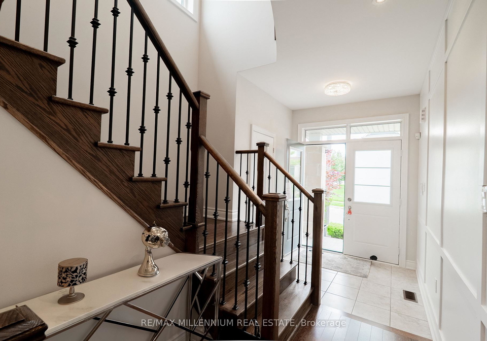 40-frederick-pearson-street-east-gwillimbury-ontario-n13666828