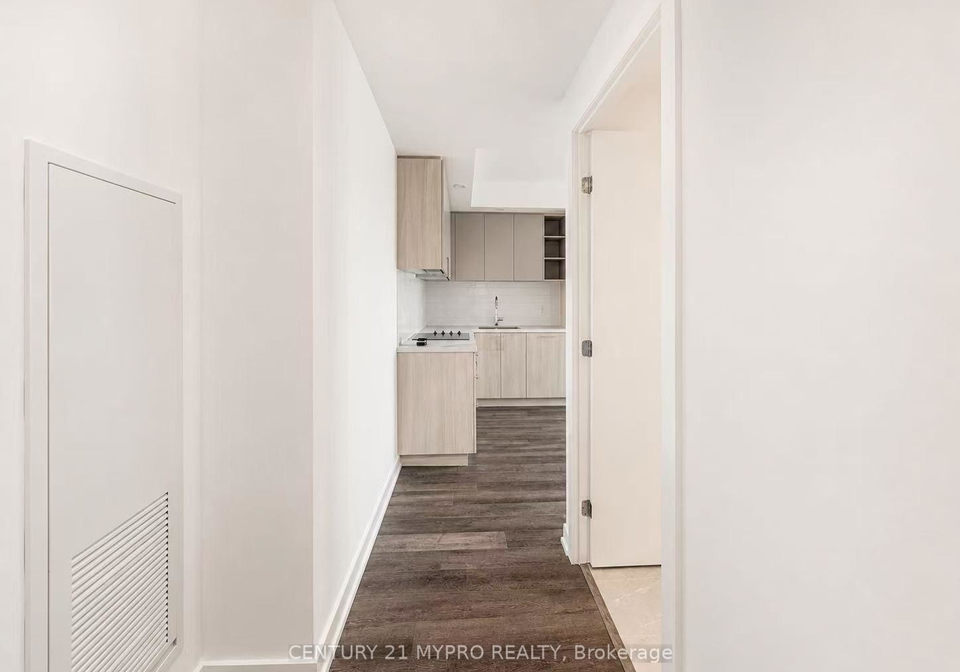 5-meadowdale-road-vaughan-ontario-n13667590