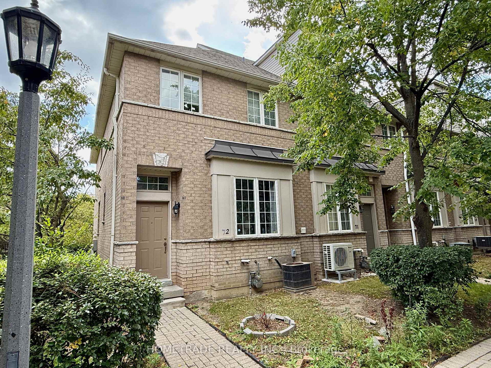 23-observatory-lane-richmond-hill-ontario-n13667608