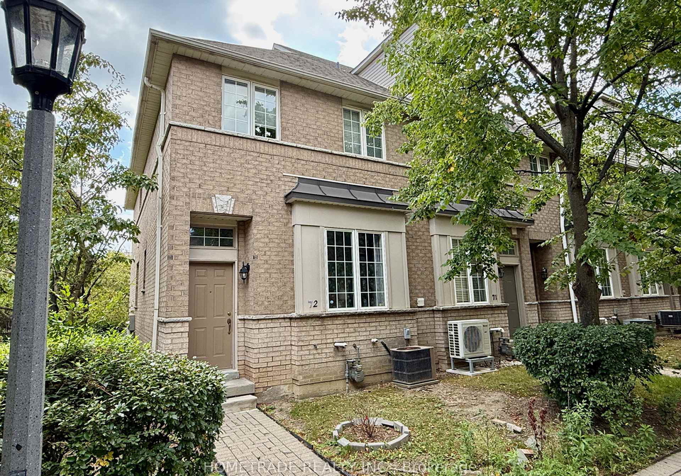 23-observatory-lane-richmond-hill-ontario-n13667608