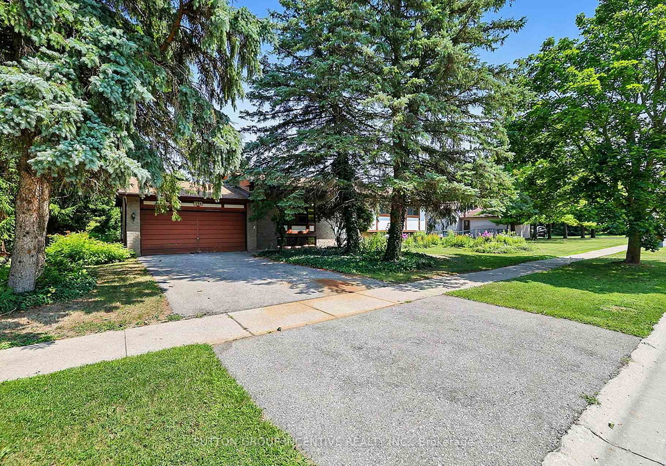 37-moore-park-drive-king-ontario-n13667980