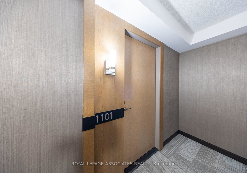 18-uptown-drive-markham-ontario-n13667986