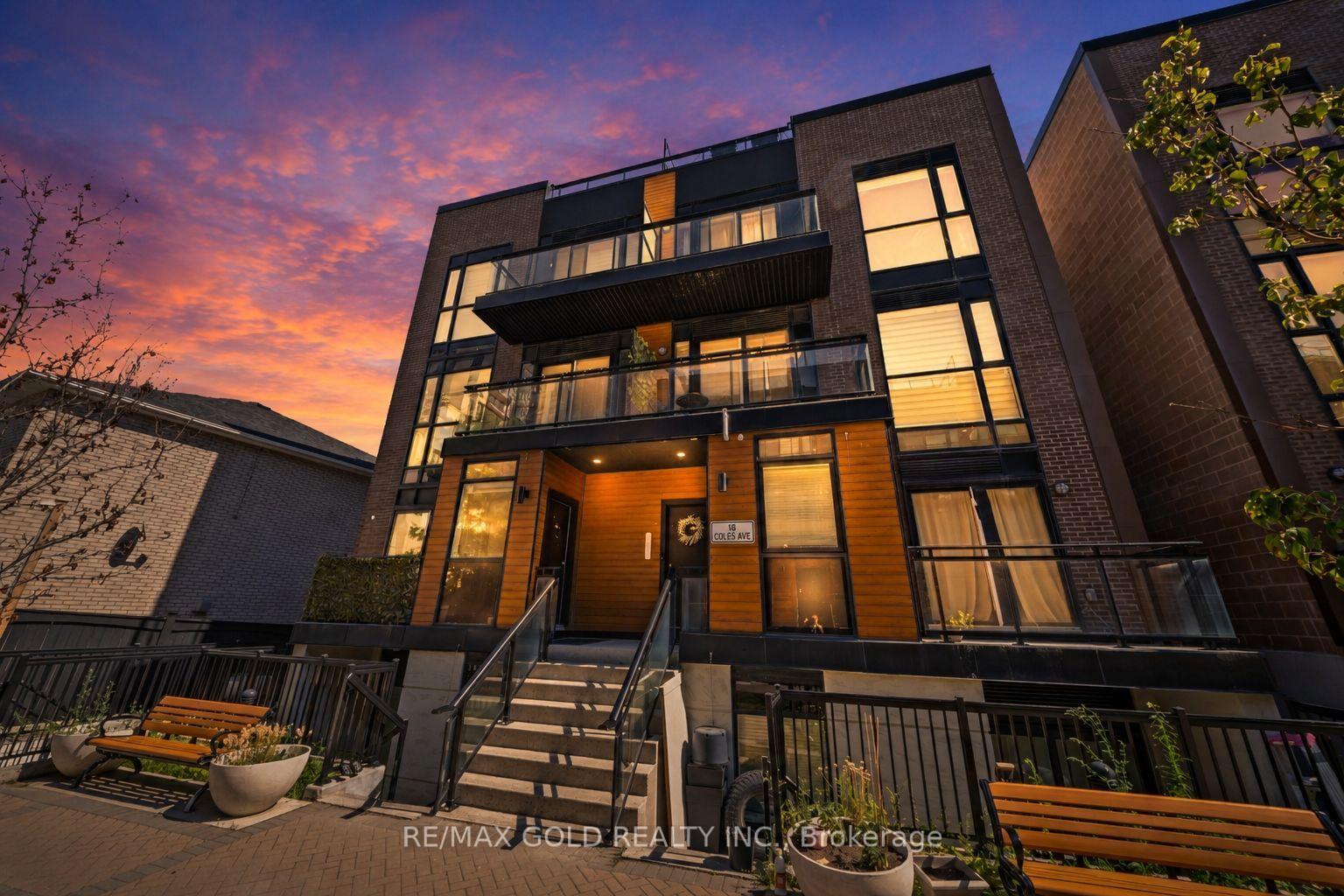 18-coles-avenue-vaughan-ontario-n13668054