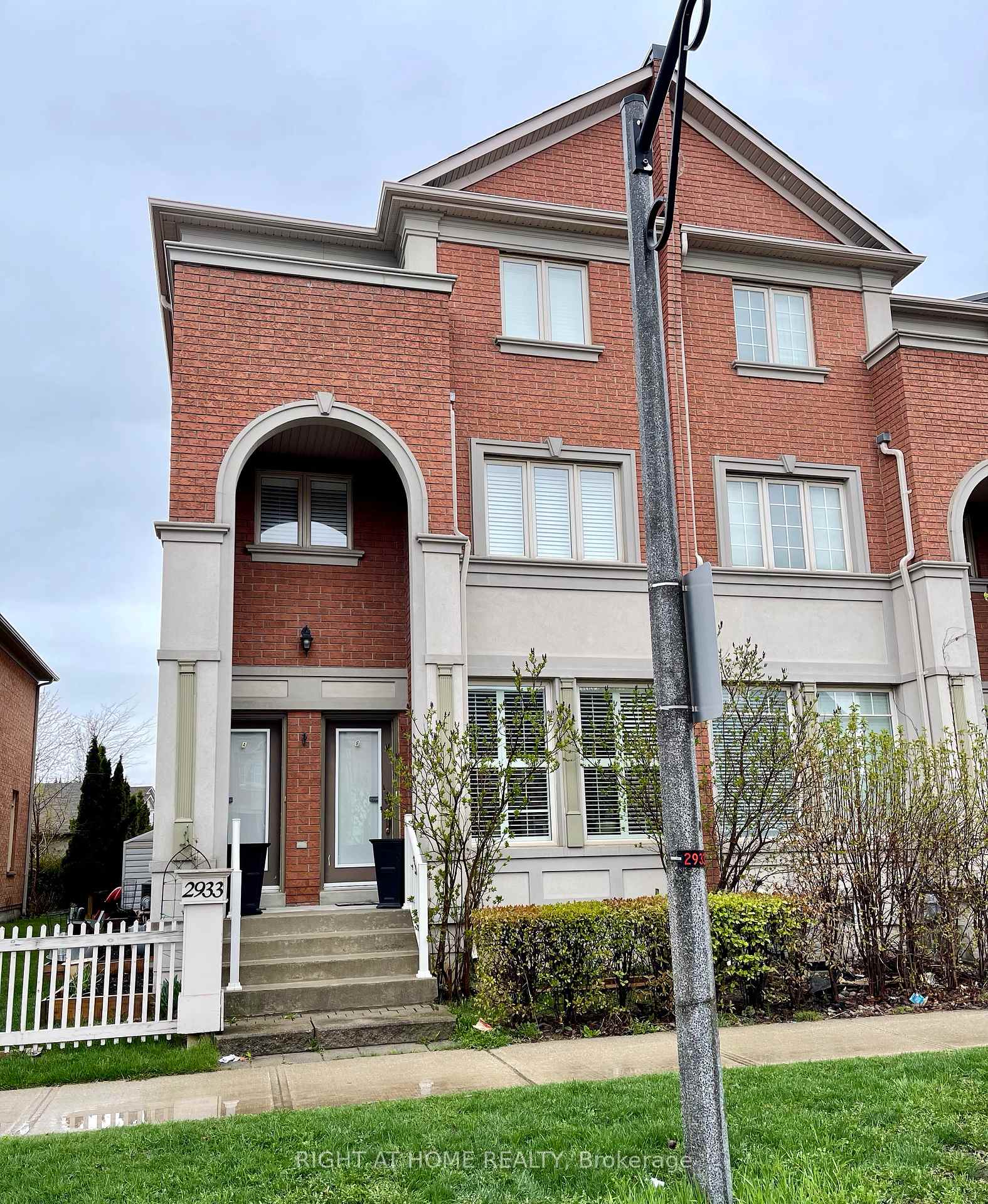 2933-bur-oak-avenue-markham-ontario-n13668682