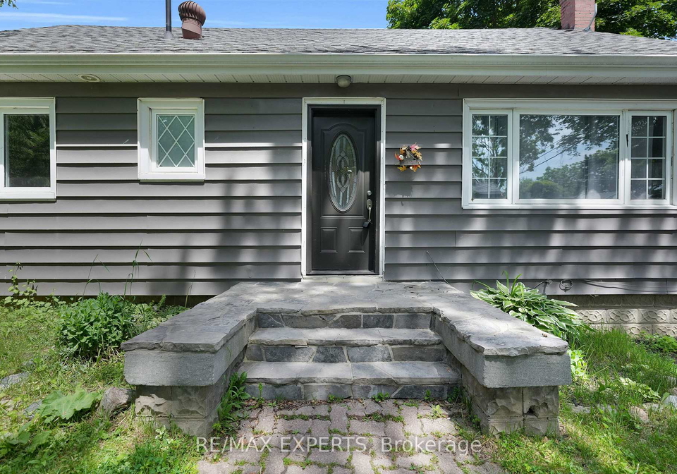 92-tupper-street-w-new-tecumseth-ontario-n13668734