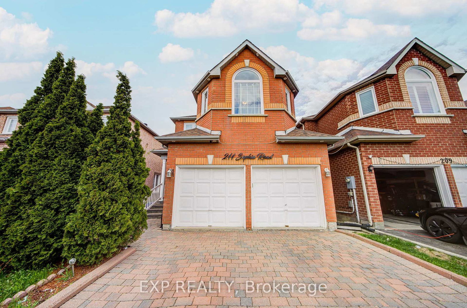 211-sophia-road-markham-ontario-n13668864