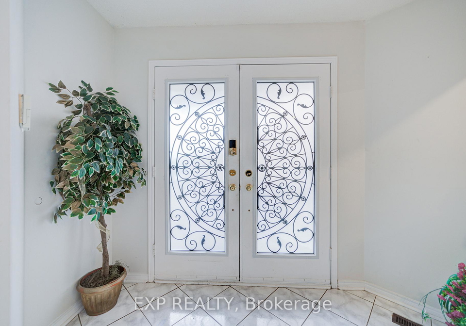 211-sophia-road-markham-ontario-n13668864
