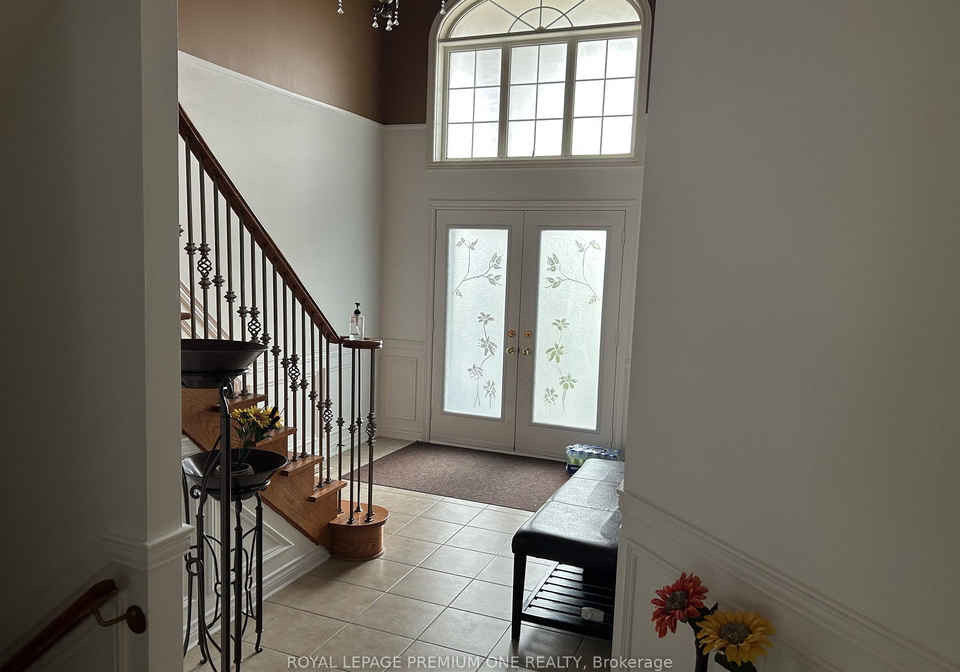 1370-clarence-street-vaughan-ontario-n13669068