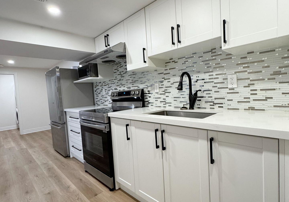 60-attridge-drive-aurora-ontario-n13669544