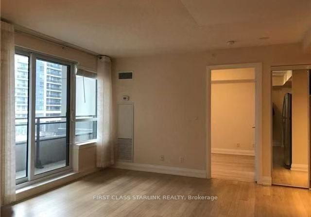 370-highway-7-road-e-richmond-hill-ontario-n13669612