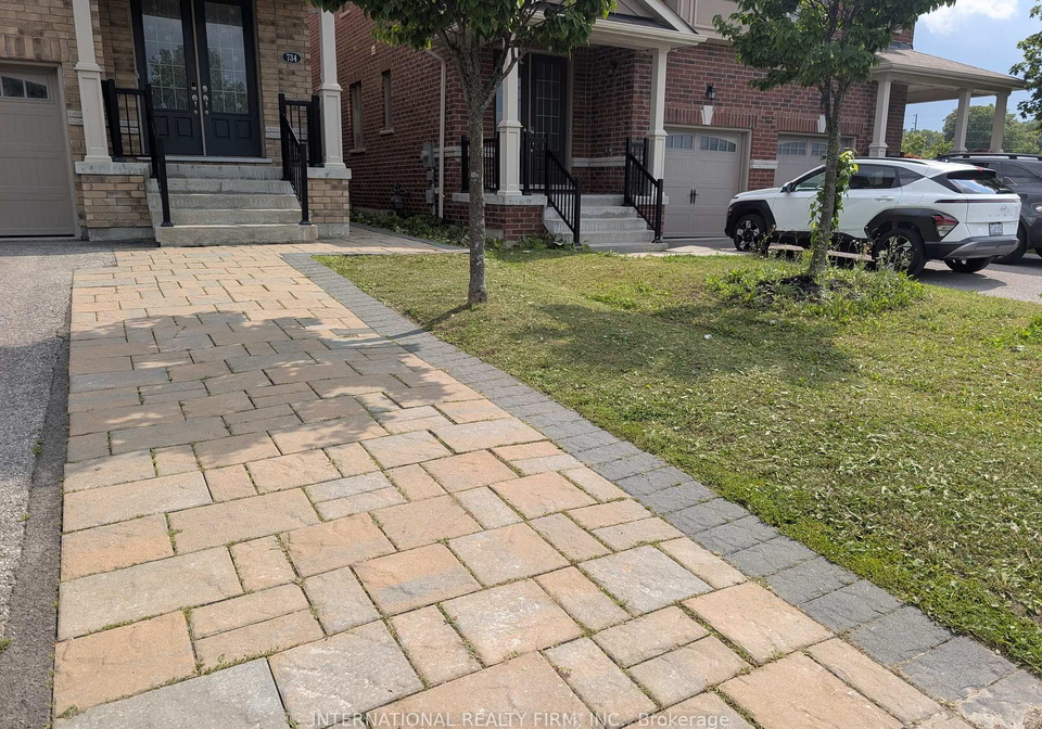 734-yarfield-crescent-newmarket-ontario-n13669634