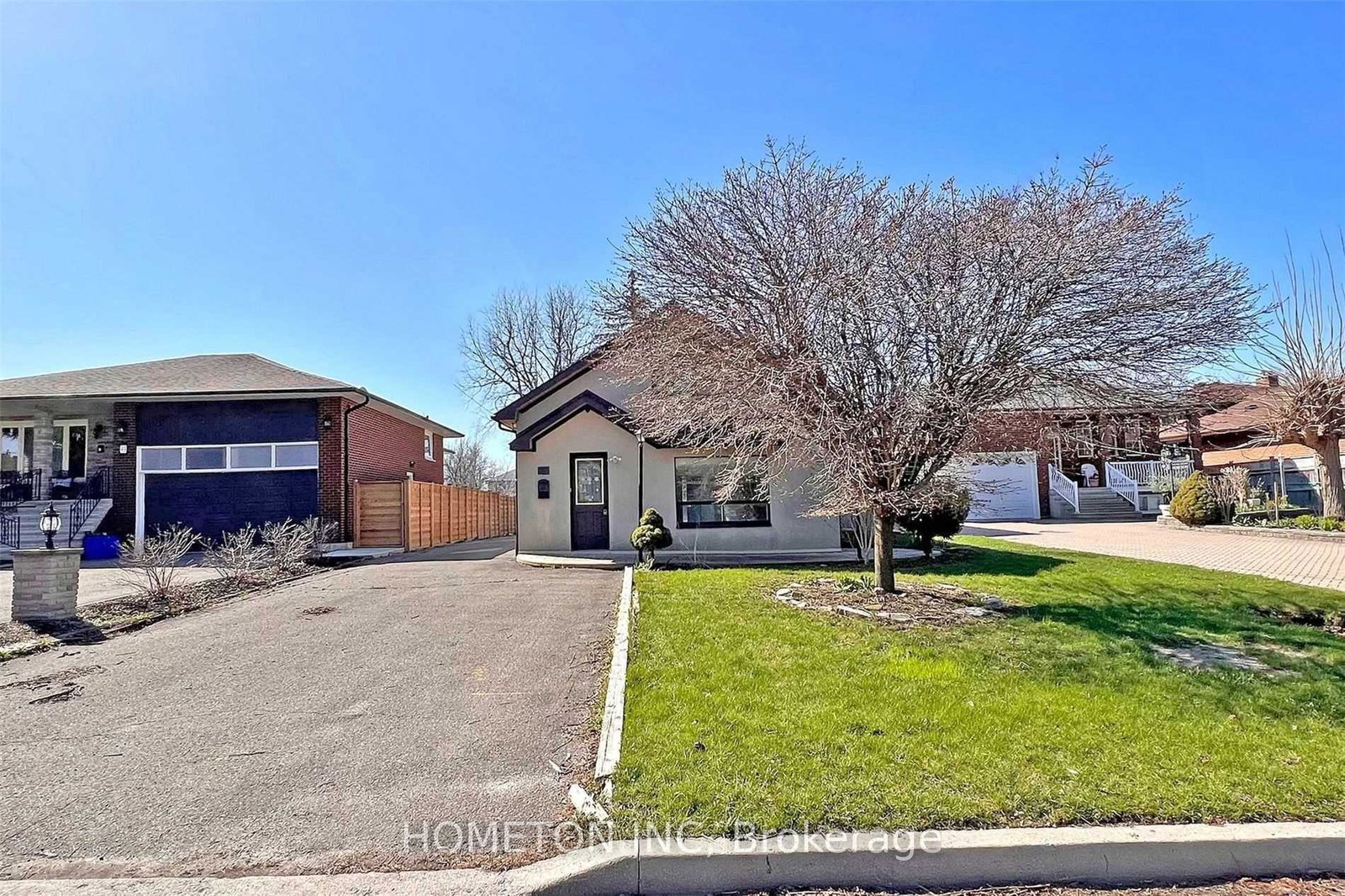 95-yongehurst-road-richmond-hill-ontario-n13670454