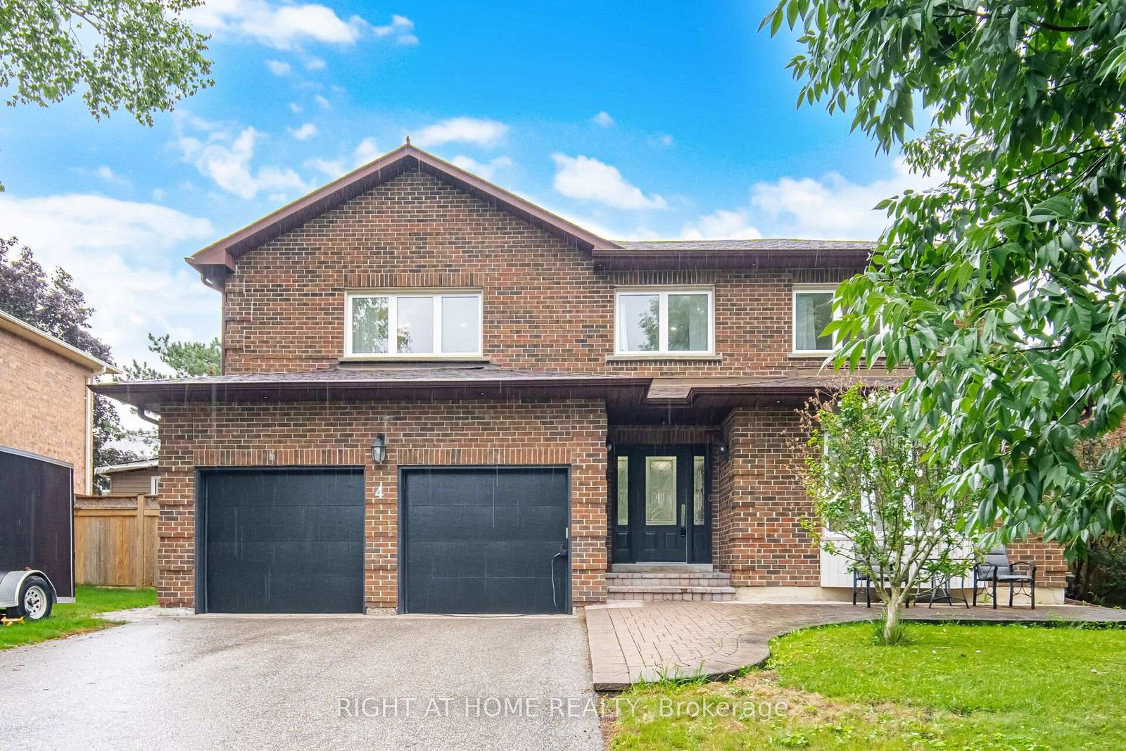 4-simmons-crescent-aurora-ontario-n13670960