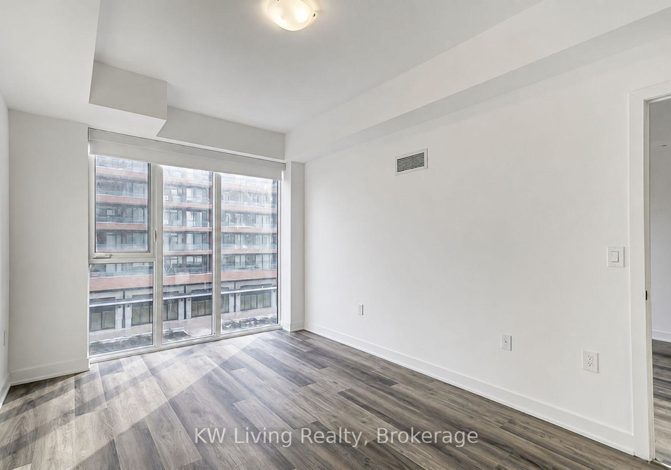 100-eagle-rock-way-vaughan-ontario-n13671384