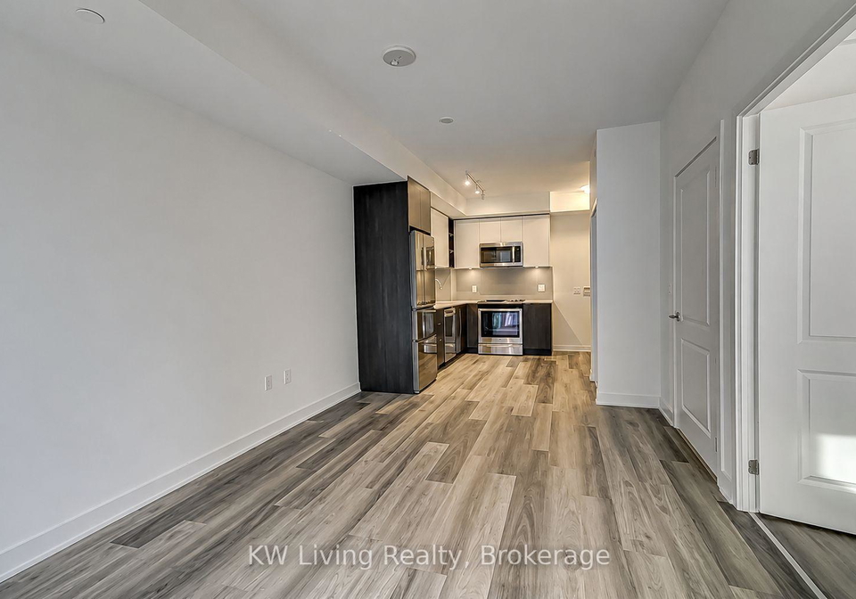 100-eagle-rock-way-vaughan-ontario-n13671384