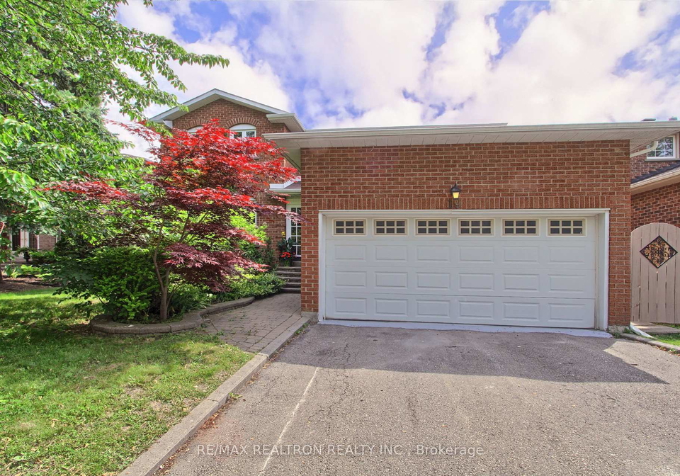 19-crystal-drive-n-richmond-hill-ontario-n13671540