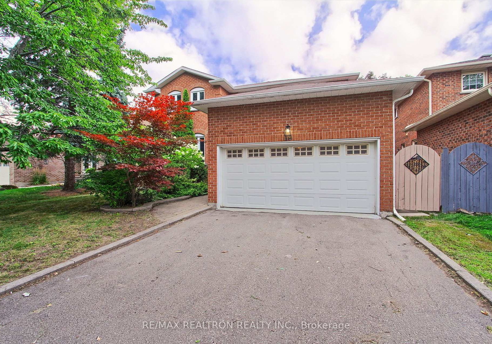 19-crystal-drive-n-richmond-hill-ontario-n13671540
