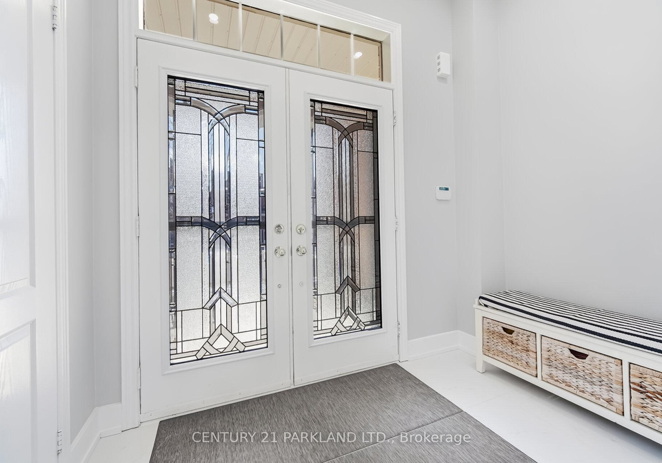 15-jonas-millway-whitchurch-stouffville-ontario-n13671564