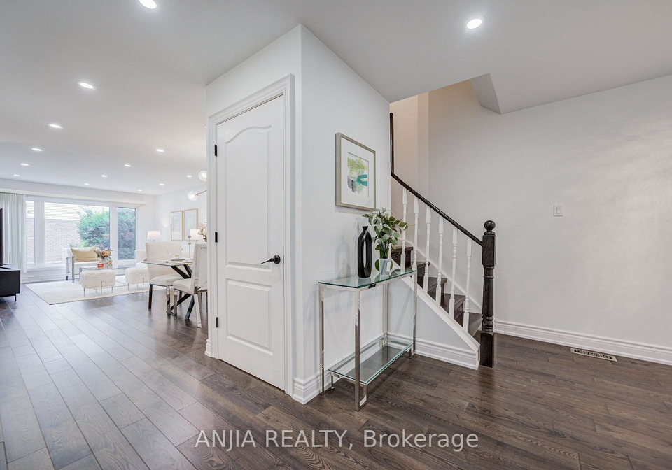 369-mullen-drive-vaughan-ontario-n13671618