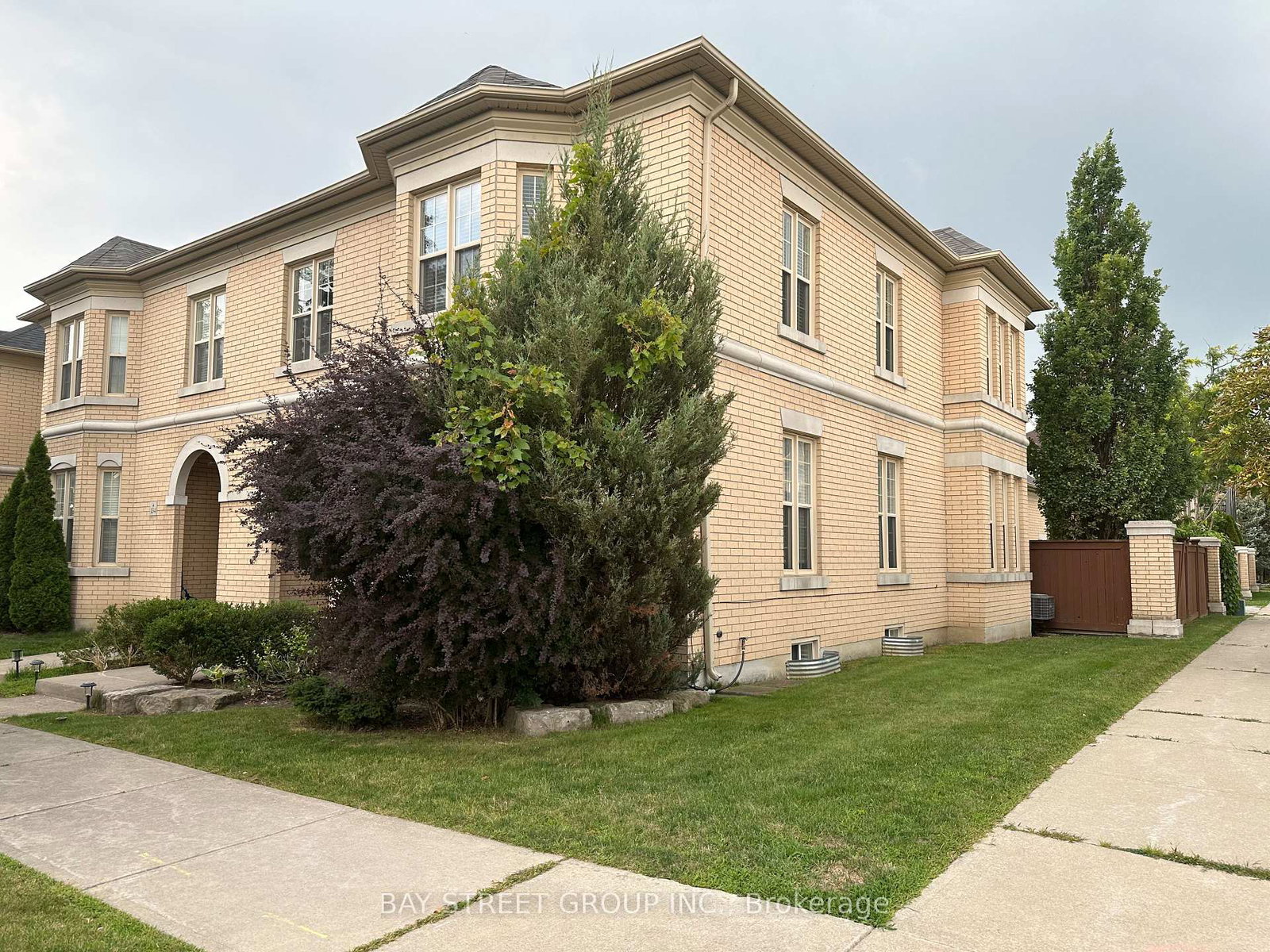 136-prince-regent-street-ne-markham-ontario-n13671800