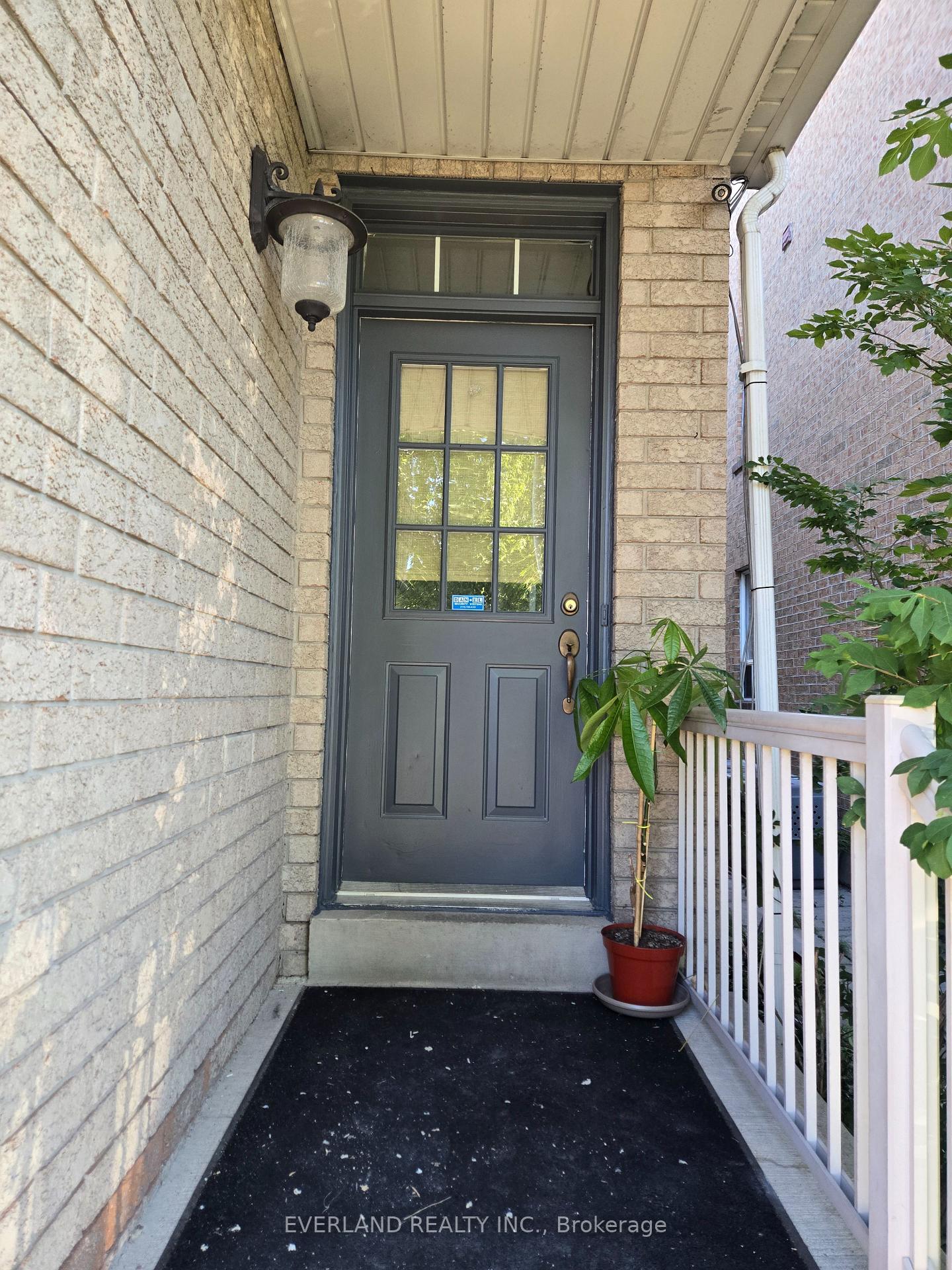 212-maple-sugar-lane-vaughan-ontario-n13671856