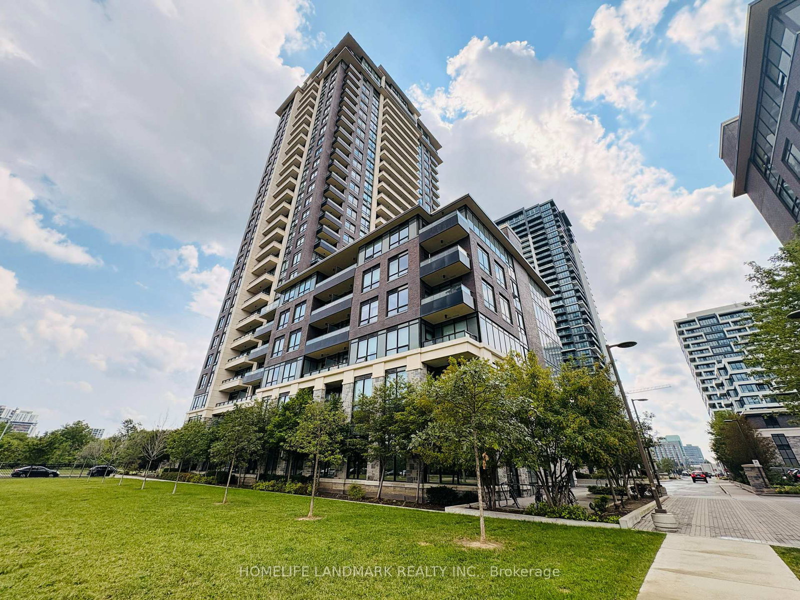 15-water-walk-drive-markham-ontario-n13671960