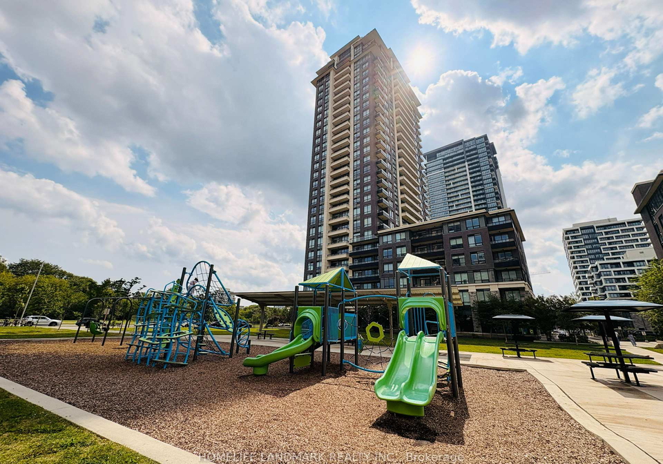 15-water-walk-drive-markham-ontario-n13671960