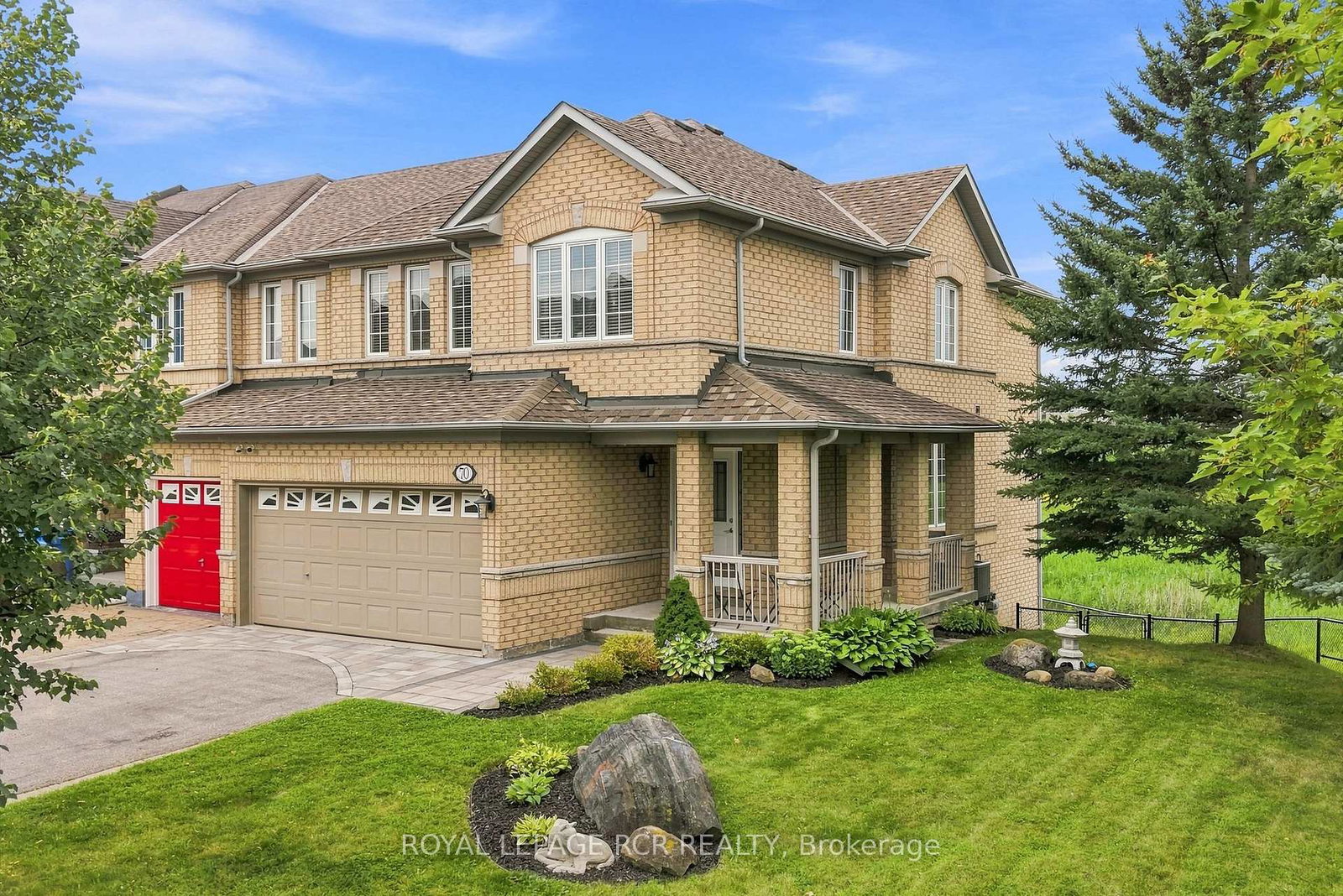 70-millcliff-circle-aurora-ontario-n13672098