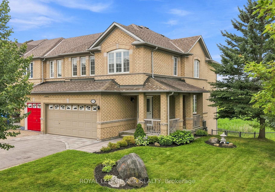 70-millcliff-circle-aurora-ontario-n13672098