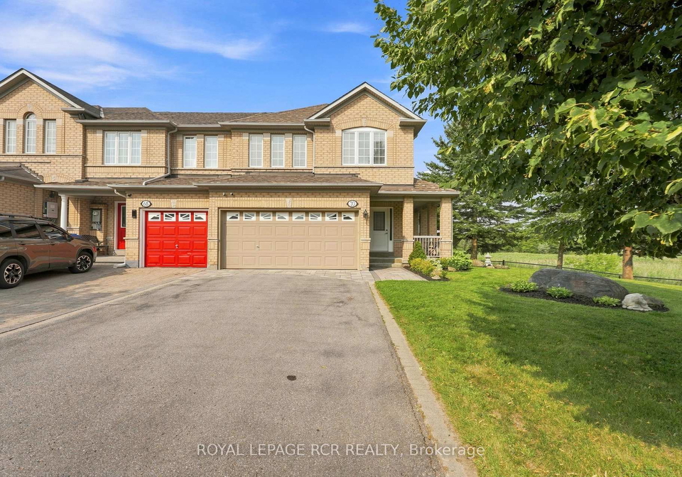 70-millcliff-circle-aurora-ontario-n13672098