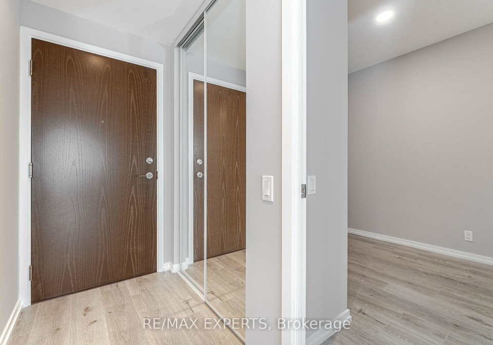 1000-portage-parkway-vaughan-ontario-n13672644
