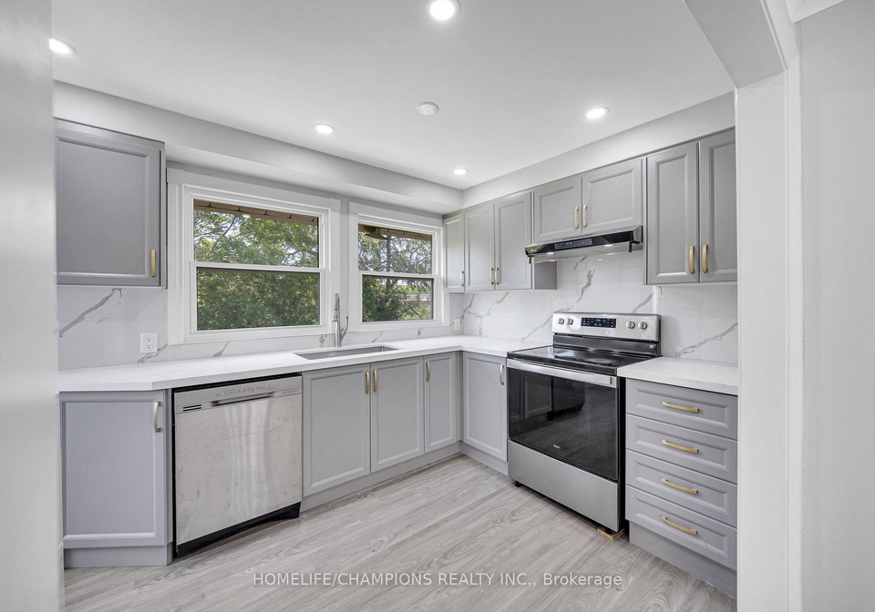 997-mount-albert-road-east-gwillimbury-ontario-n13672972