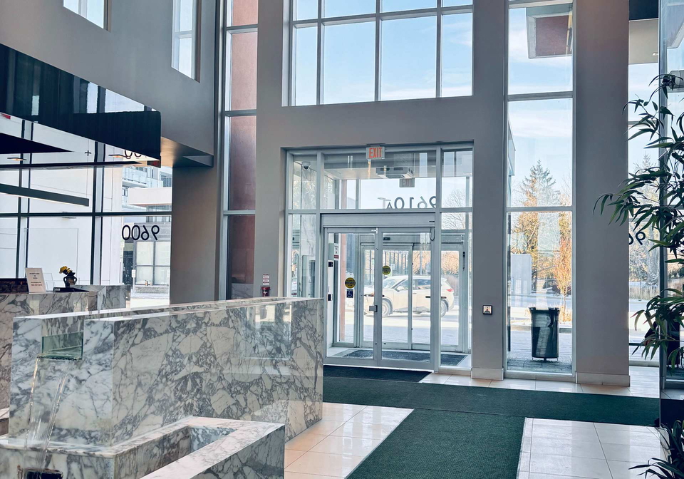 9600-yonge-street-richmond-hill-ontario-n13673092
