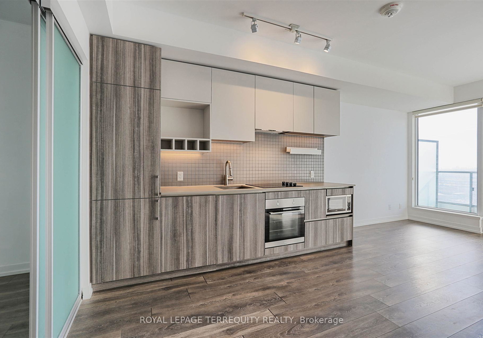 898-portage-parkway-vaughan-ontario-n13673214