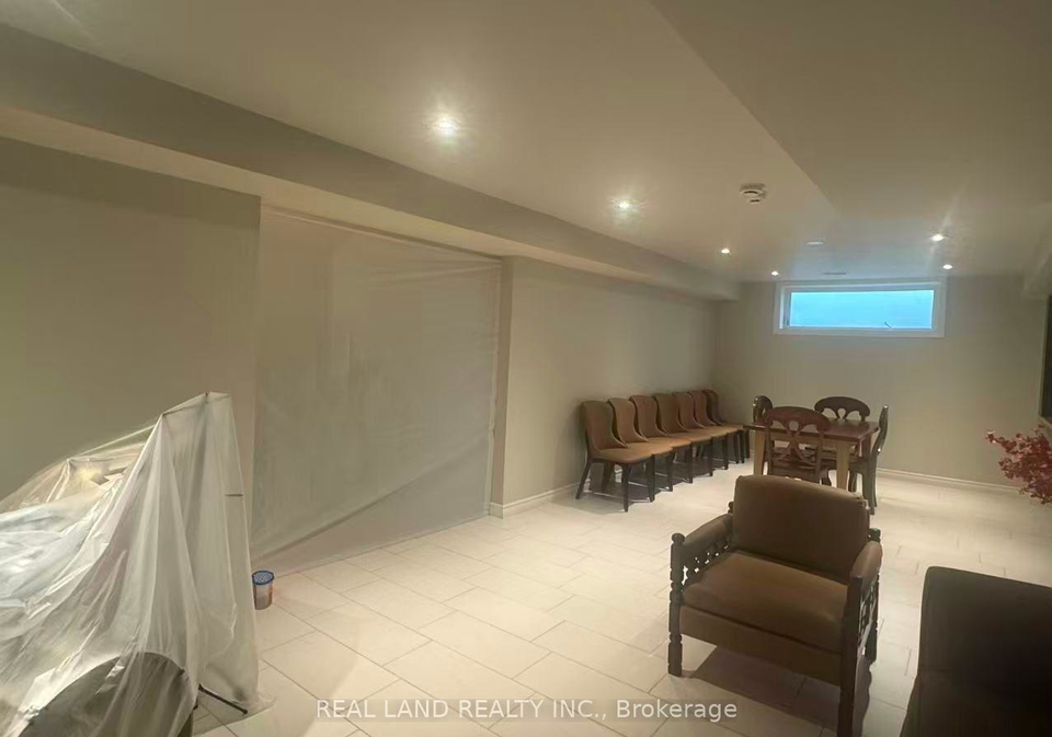 190-hillsviewbasement-drive-n-richmond-hill-ontario-n13673510