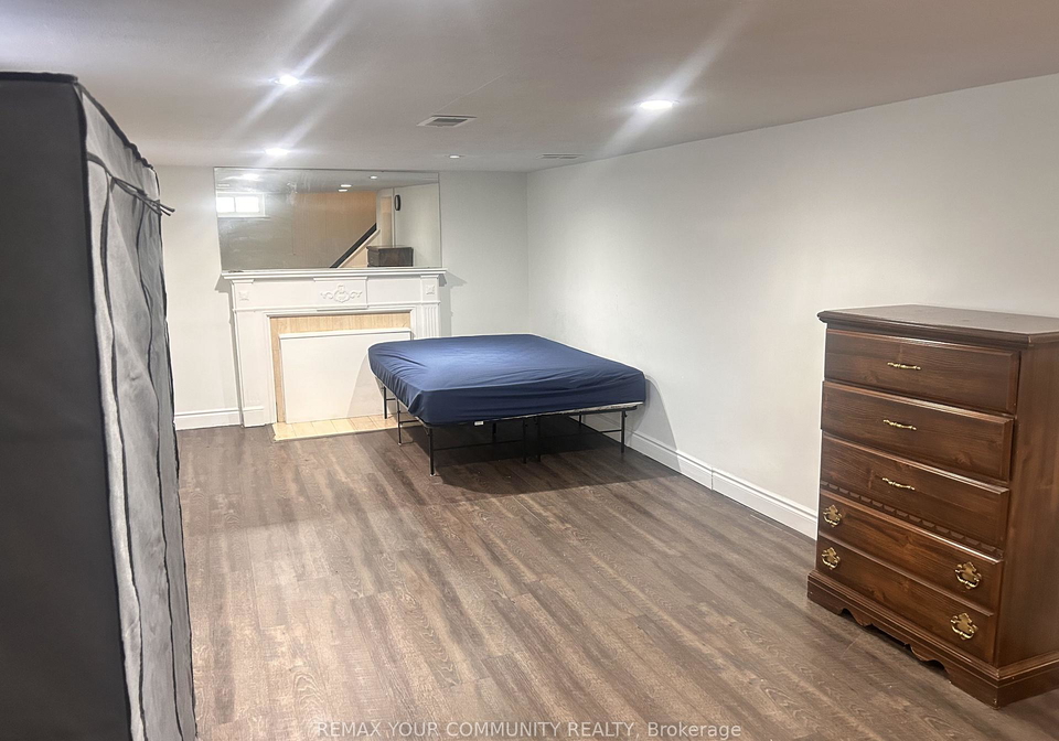420-elmwood-avenue-richmond-hill-ontario-n13673528