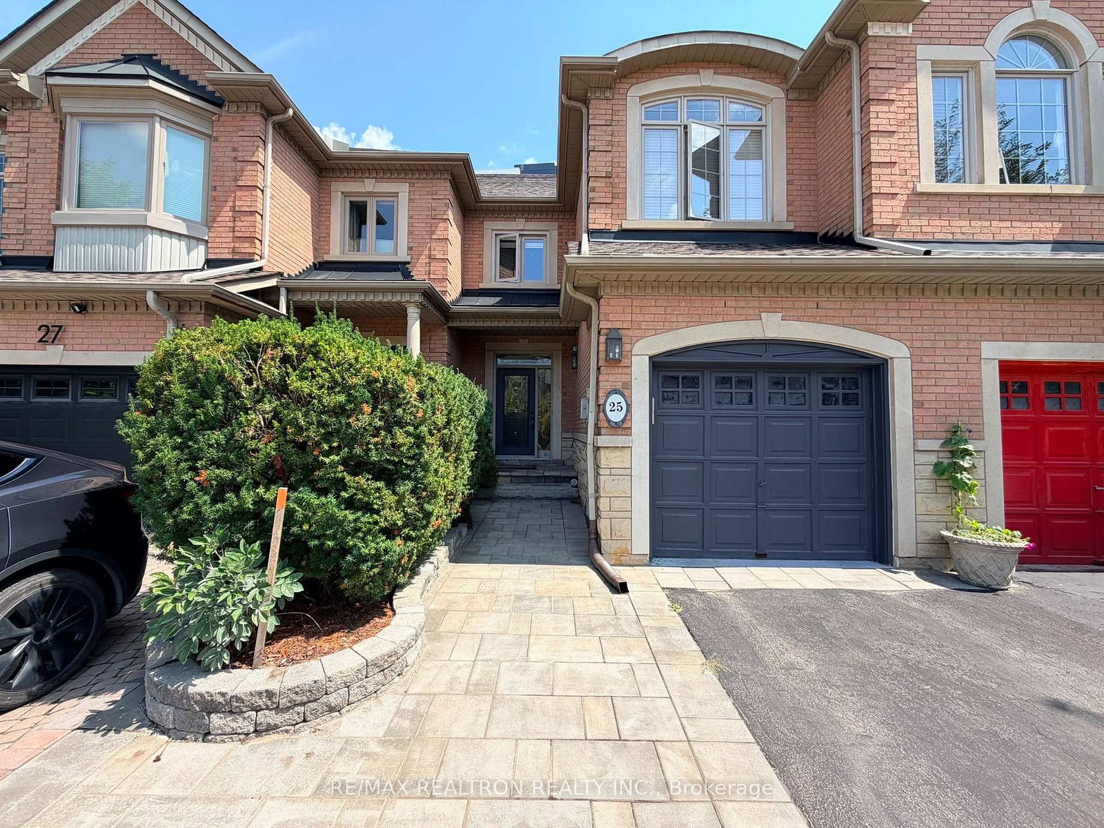 25-kingsbridge-circle-vaughan-ontario-n13673646