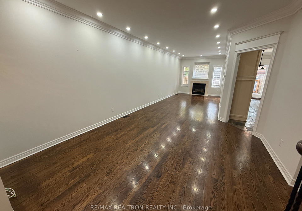 25-kingsbridge-circle-vaughan-ontario-n13673646